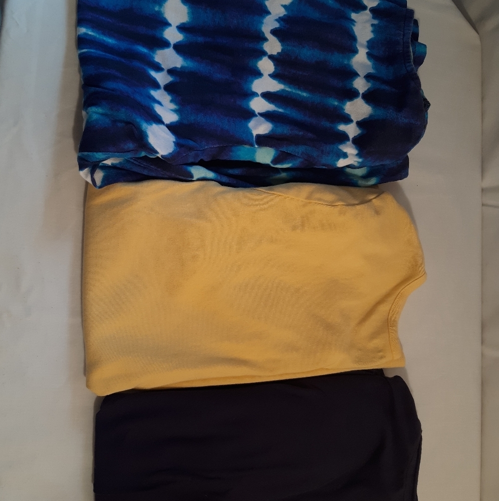 3 Large women's tops